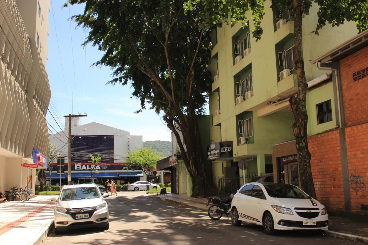 Novo Hotel Douglas Balneário Camboriú Exterior foto